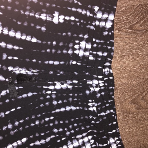 Patterned Shorts - Picture 2 of 2